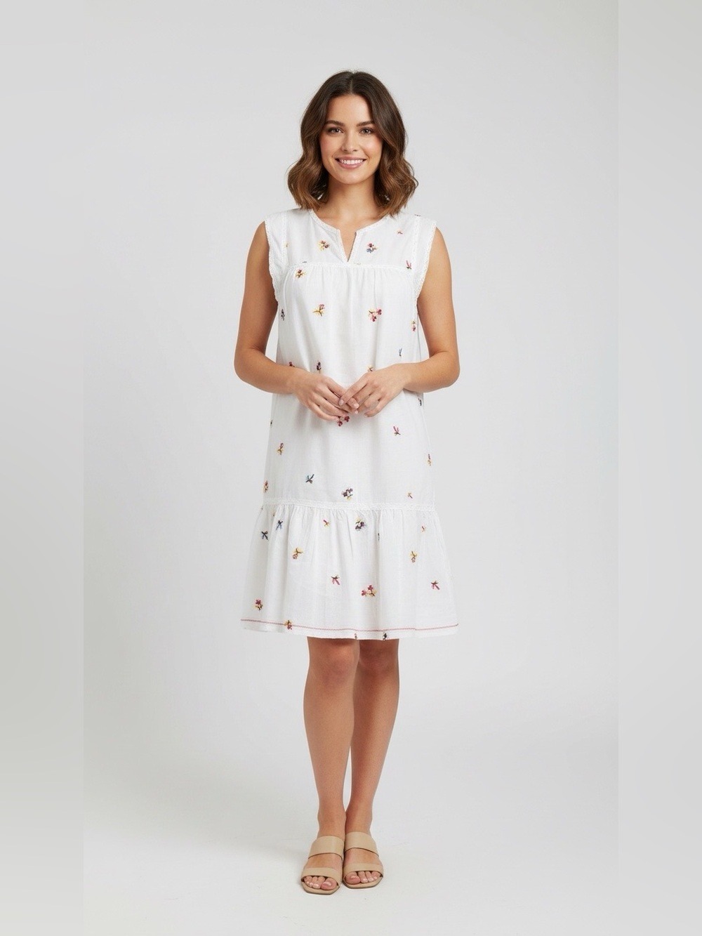 MaxStudio White Floral Embroidered Tiered Dress Small NWT